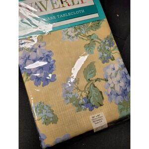 Waverly Rolling Meadow Tablecloth‎ Yellow/Blue NEW Hydrangea 60x84 Rectangle
